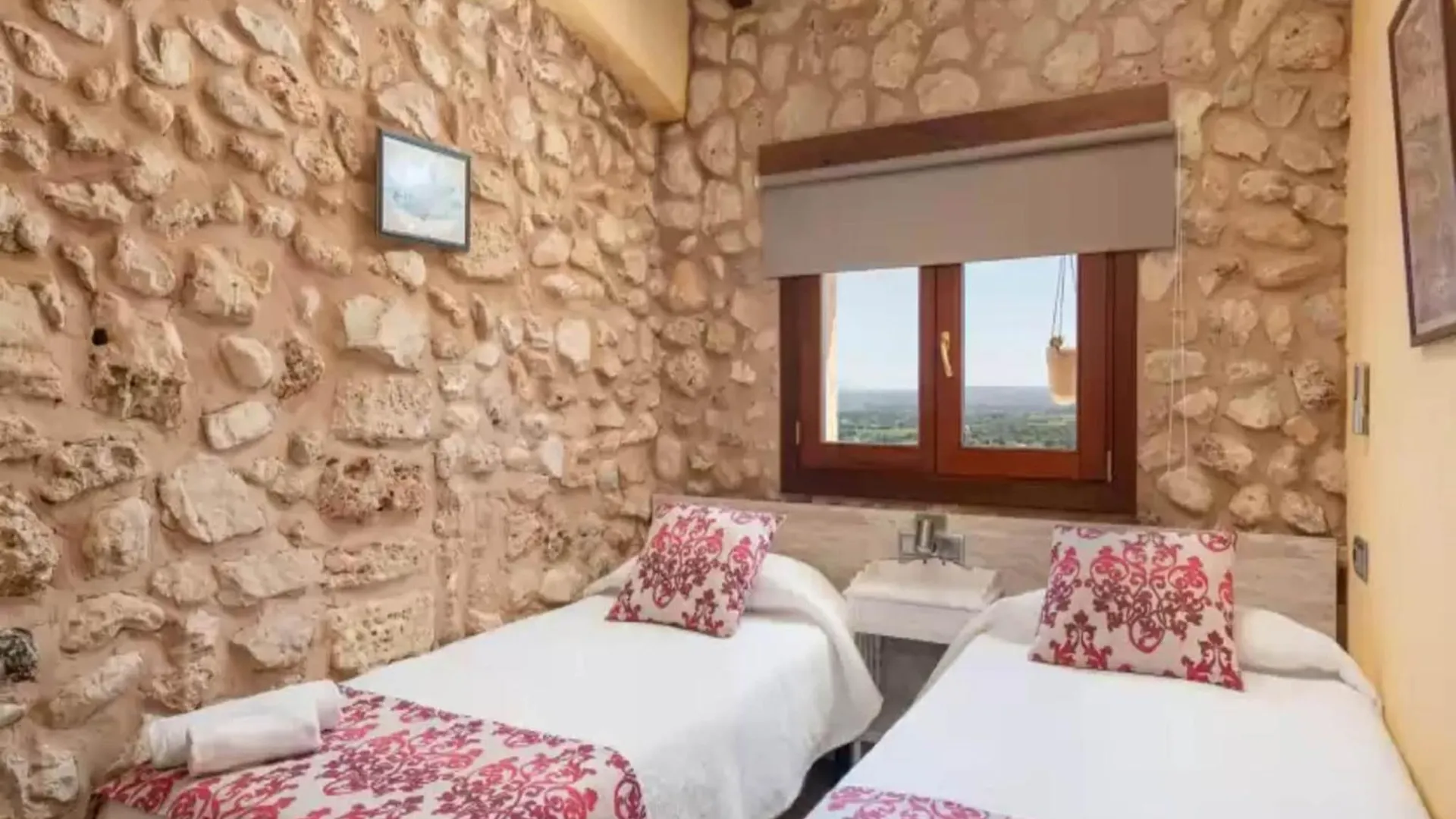 Casa Del Sol Villa With Private Pool In Buger